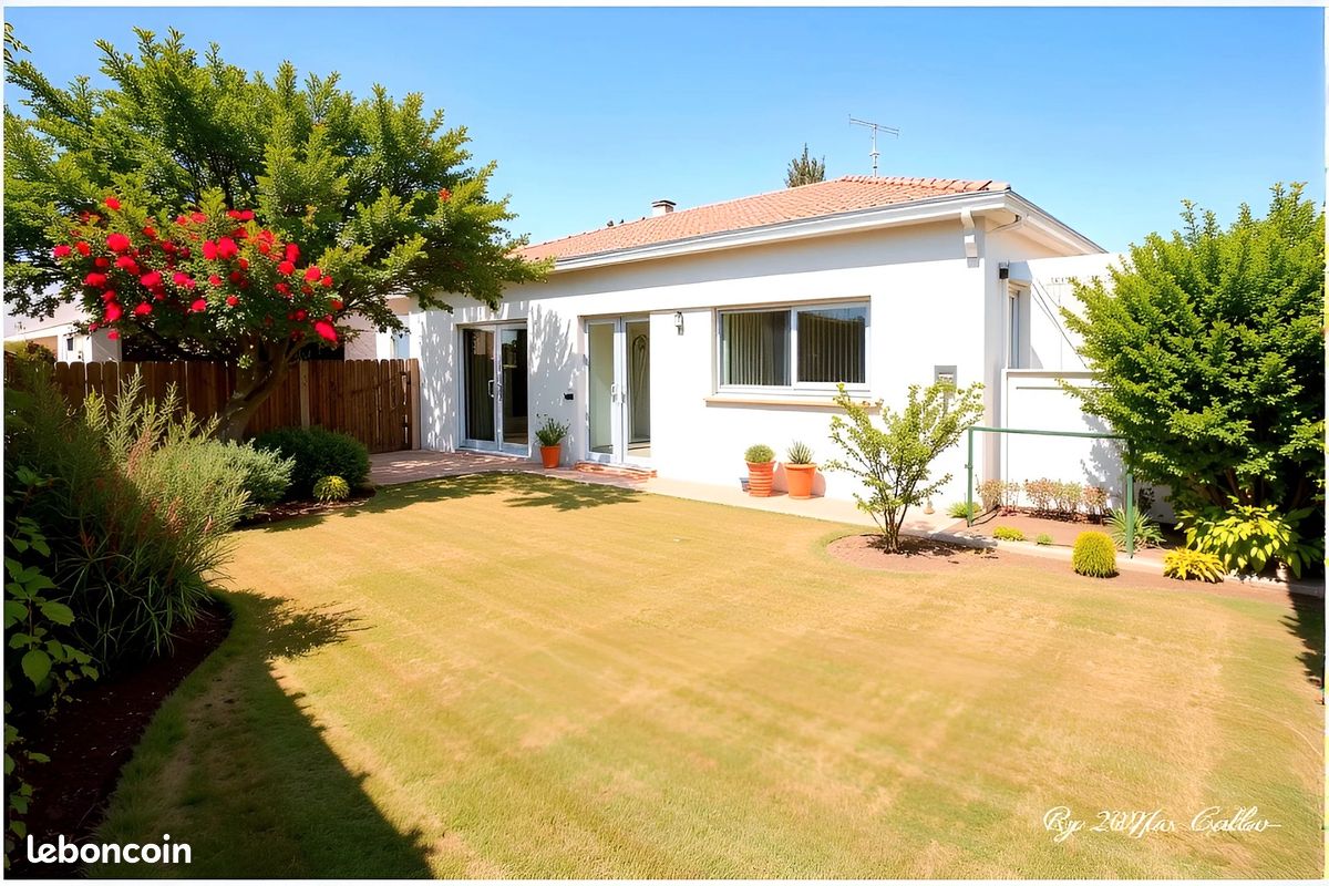 Maison 6 pièces 132 m² · à La Rochelle · 132 m² · 2 350 €