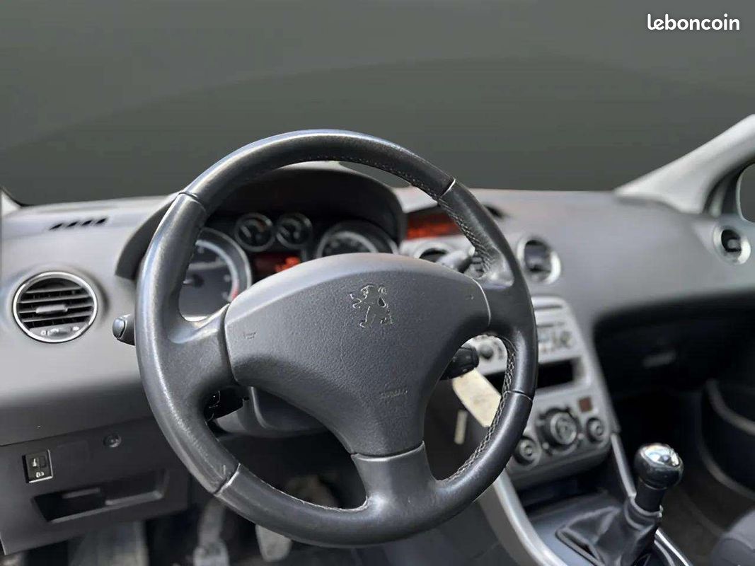 Peugeot 308 1.6 VTI 16V PREMIUM 5P (image 15)