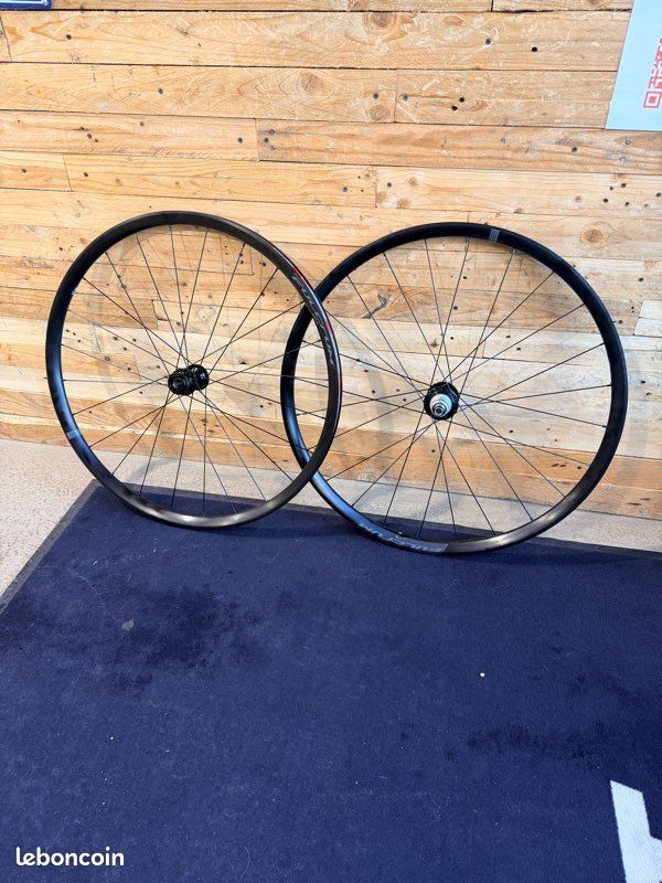Kit de Roulements de Roues - Moyeux Legend Rs Disc - Route
