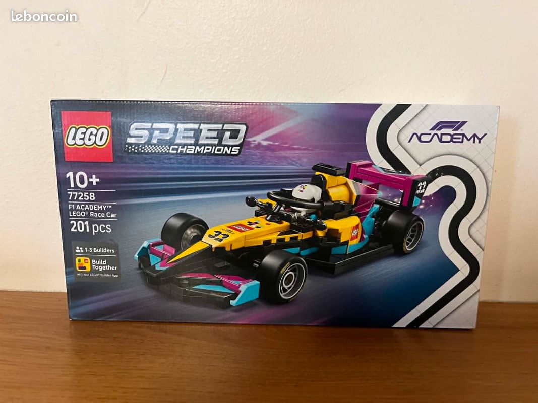 Lego (image 1)
