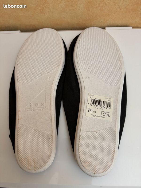 Chaussures de gym noires femme - Pointure 42 (image 2)