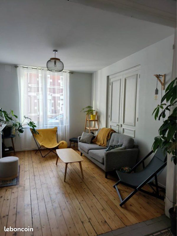 Maison 6 pièces 115 m² · à Valenciennes · 115 m² · 1 040 €