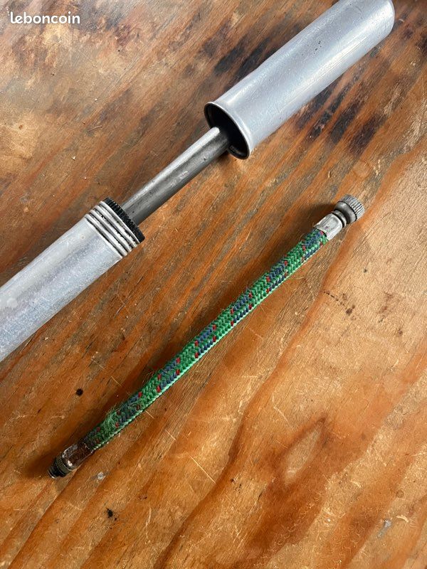 Pompe à Vélo Vintage AFA 2 (45/41 Cm) - Fabriquée En France - Décoration Rétro