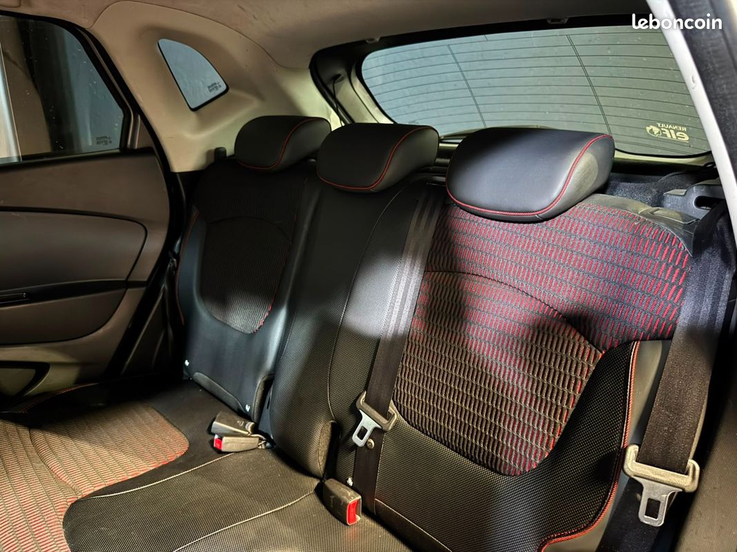 RENAULT CAPTUR TCe 120 SL Helly Hansen EDC (image 15)
