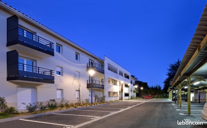 Parking Le Bouscat · 110 €/mois
