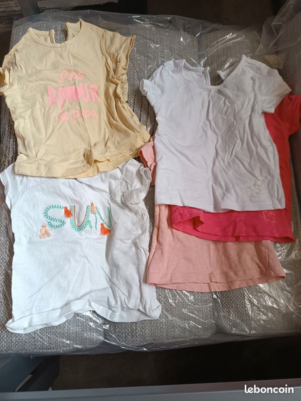 Lot Tshirt 12mois (image 1)