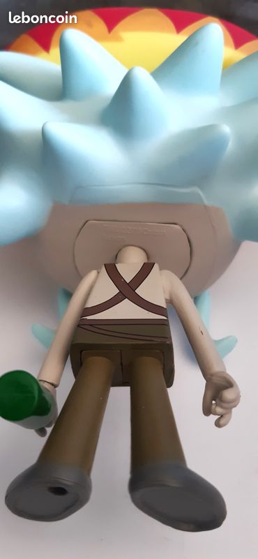 Figurine Funko Rick avec sombrero série Rick & Morty (image 4)