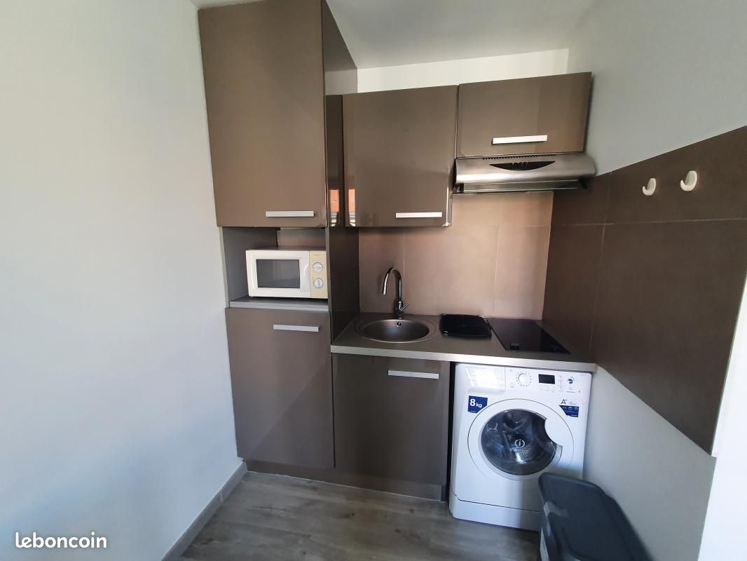 Studio 1 pièce 20 m² (image 4)