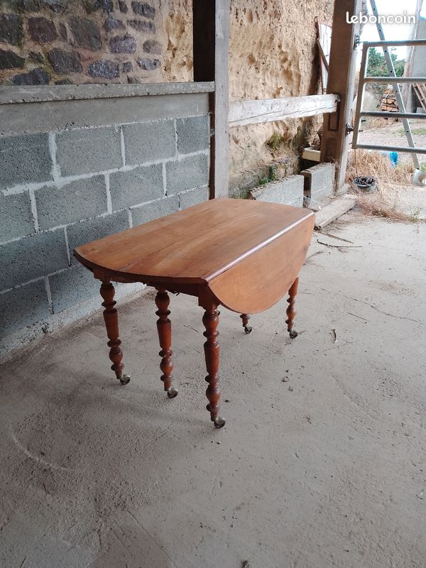 2 Tables rondes pliantes en bois massif (image 7)