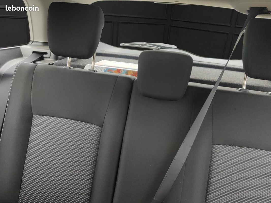 SUZUKI VITARA 1.4L MILD HYBRID PHASE 3 - 110cv - EN PARFAIT ETAT - ENTRETIEN SUZUKI - 1ère MAIN (image 12)
