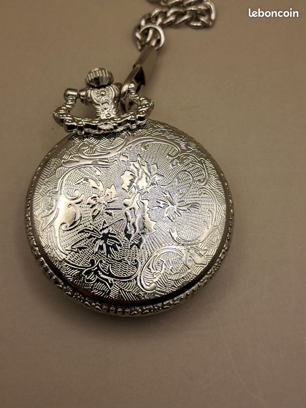 Montre-pendentif Pêcheur Argentée - Thème Décoratif - Neuve Sans étiquette