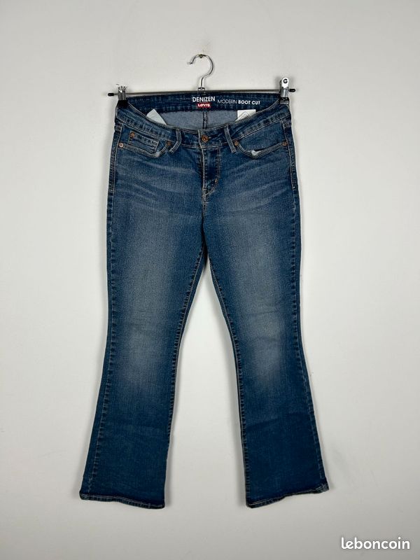 Jean Bootcut Old Navy Taille 2S - Délavé Foncé, Coupe Slim Stretch, Occasion Très Bon état