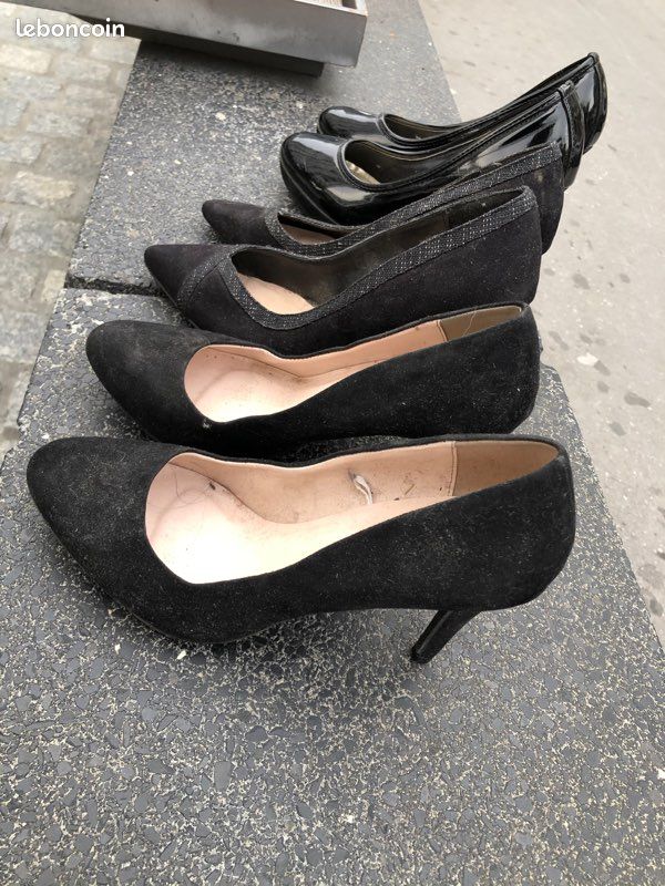 Escarpins noir talon aiguille 9 Cm P39 10 la paire (image 2)
