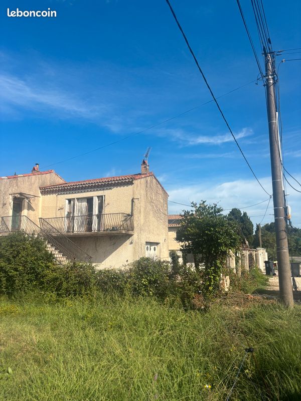 Maison 3 pièces 80 m² · à Arles · 80 m² · 180 000 €