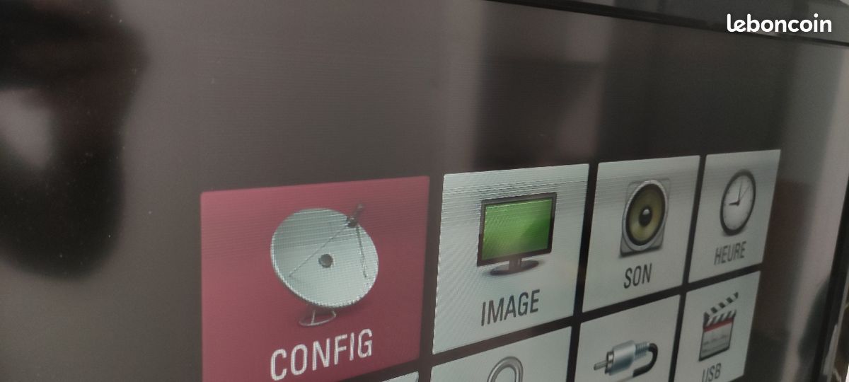 TV LG 37LH5010 pour pièces (image 3)