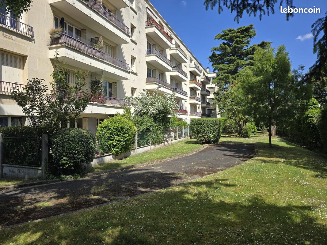 Appartement 4 pièces 76 m² · à Neuilly-Plaisance · 76 m² · 225 000 €