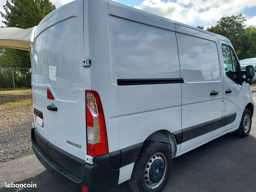 Renault MASTER III FG F3300 L1H1 2.3 DCI 135CH CONFORT EURO6 (image 4)