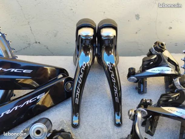 Dérailleur Arrière Campagnolo Super Record 11v – Carbone, 2e Gen (Occasion, état Neuf)