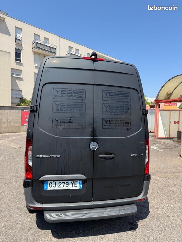 Mercedes sprinter 215 CDI 150cv 130 000km année 2022 (image 3)