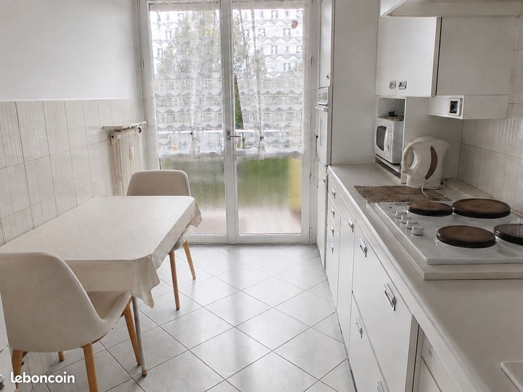 Appartement 4 pièces 78 m² · à Le Péage-de-Roussillon · 78 m² · 124 000 €