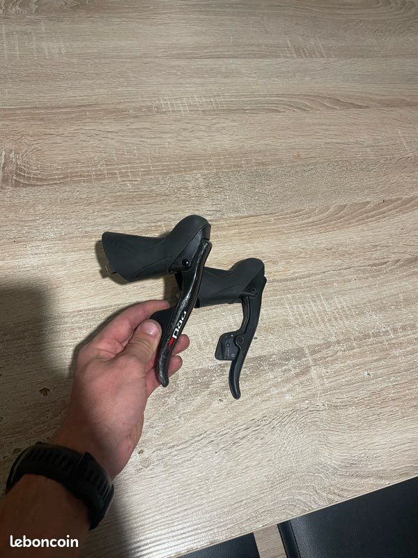 Frein sur jante en acier Sram Force, arrière