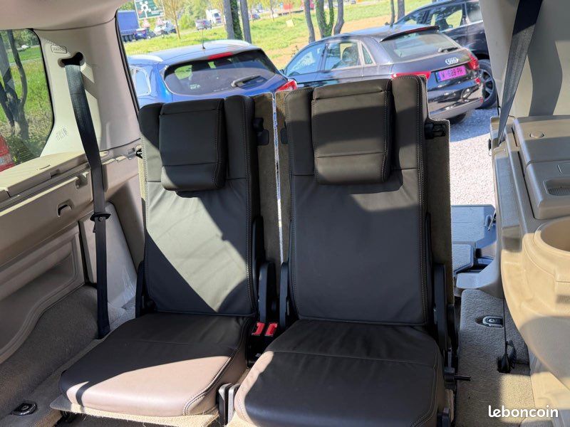 Land Rover Discovery 4 3.0 D 210 TDV6 HSE 7 places (image 10)