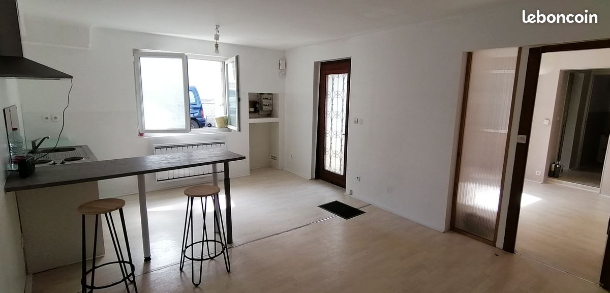Maison 2 pièces 39 m² · à Ligueil · 39 m² · 335 €/mois