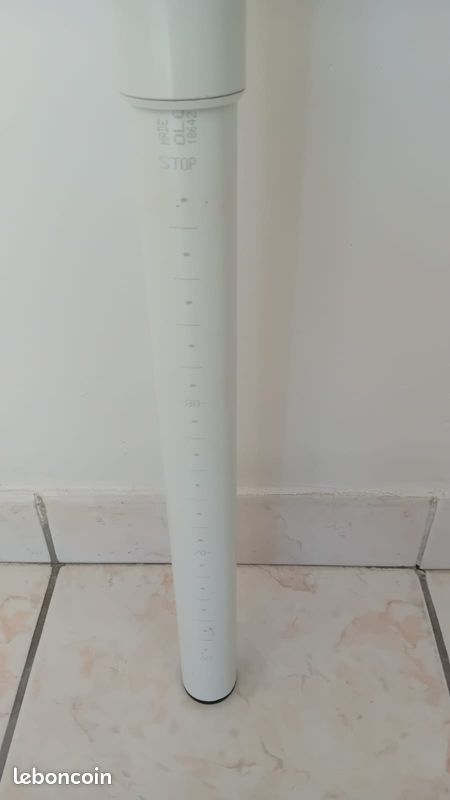 Pied réglable (image 1)