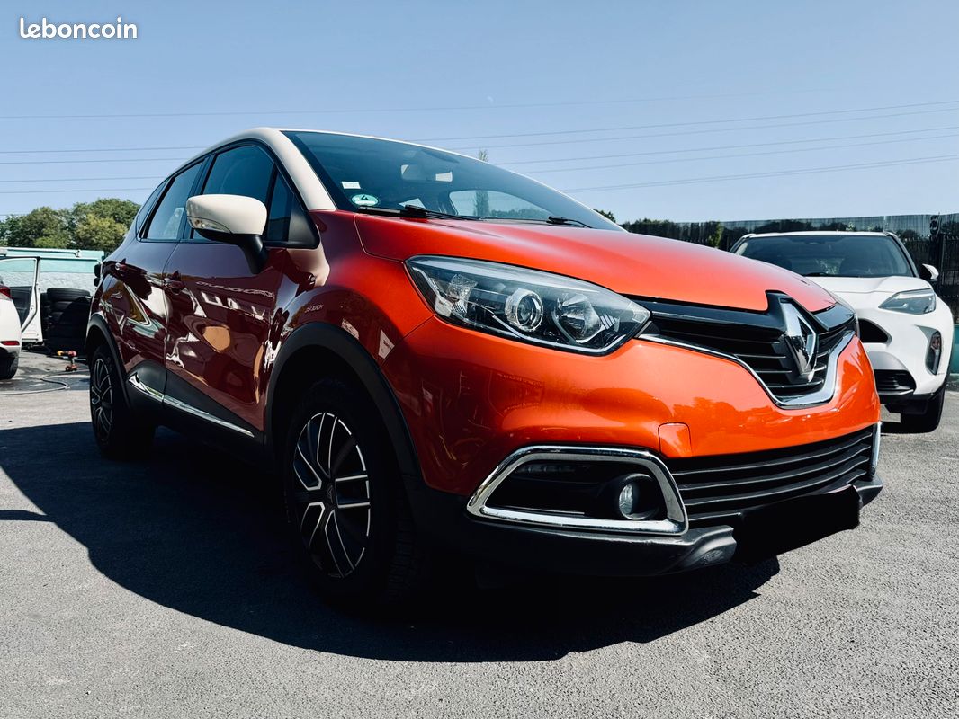 Renault Captur 0.9 TCE / Crit'air 1 pollution / Ecran tactile, Régulateur de vitesse / Bon état général / Garantie 6 mois (image 2)