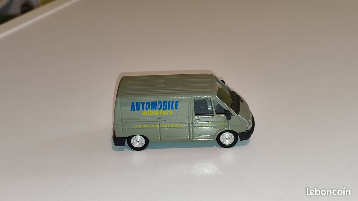 Camionnette Renault Trafic Armée Française - Solido Verem 1/50 - Miniature Neuve