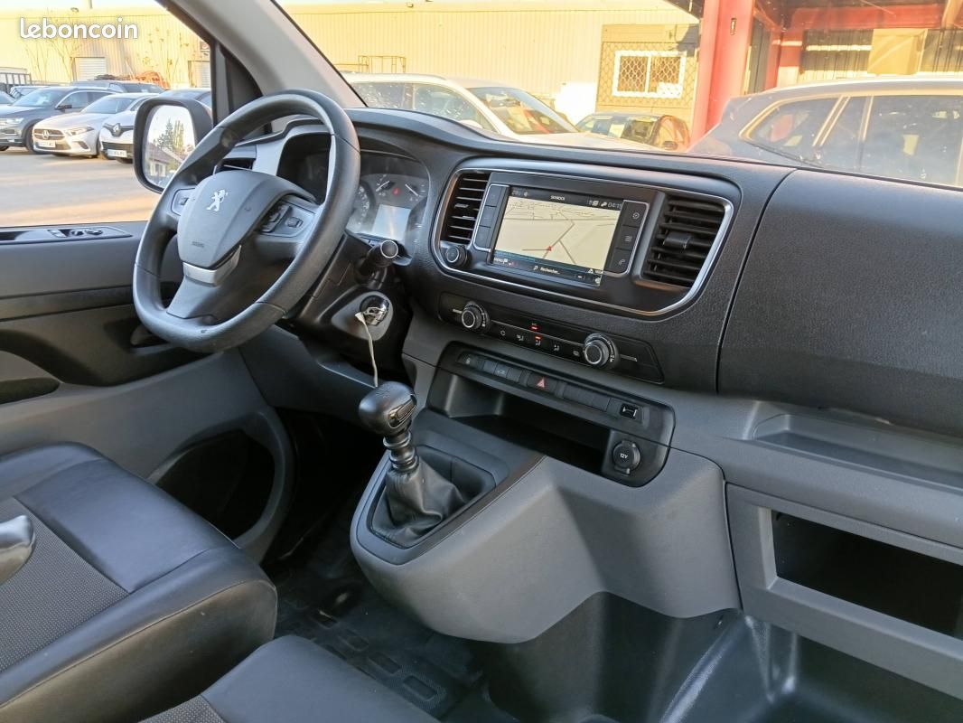 Peugeot Expert III 1.5L BLUEHDI 120cv FOURGON CAMERA GPS GALERIE STANDARD ASPHALT (image 5)