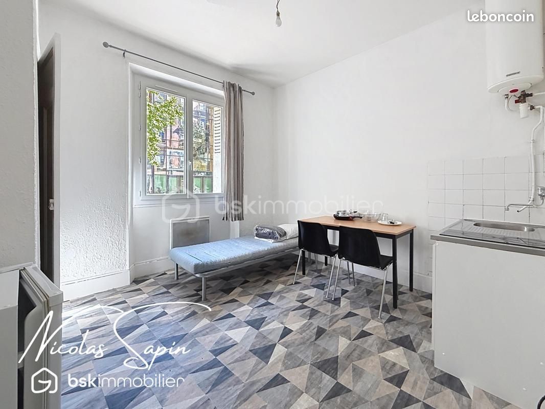 Appartement 1 pièce 19 m² · à Grenoble · 19 m² · 69 000 €