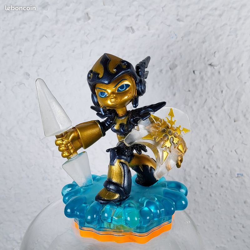 Figurine Skylanders : Giants - Light Core Countdown