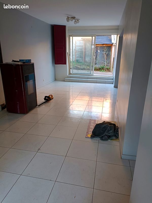 Maison 3 pièces 92 m² · à Auneau-Bleury-Saint-Symphorien · 92 m² · 153 000 €