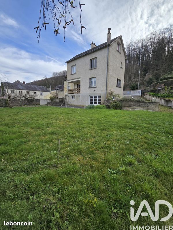 Maison 6 pièces 135 m² · à La Chartre-sur-le-Loir · 135 m² · 115 750 €