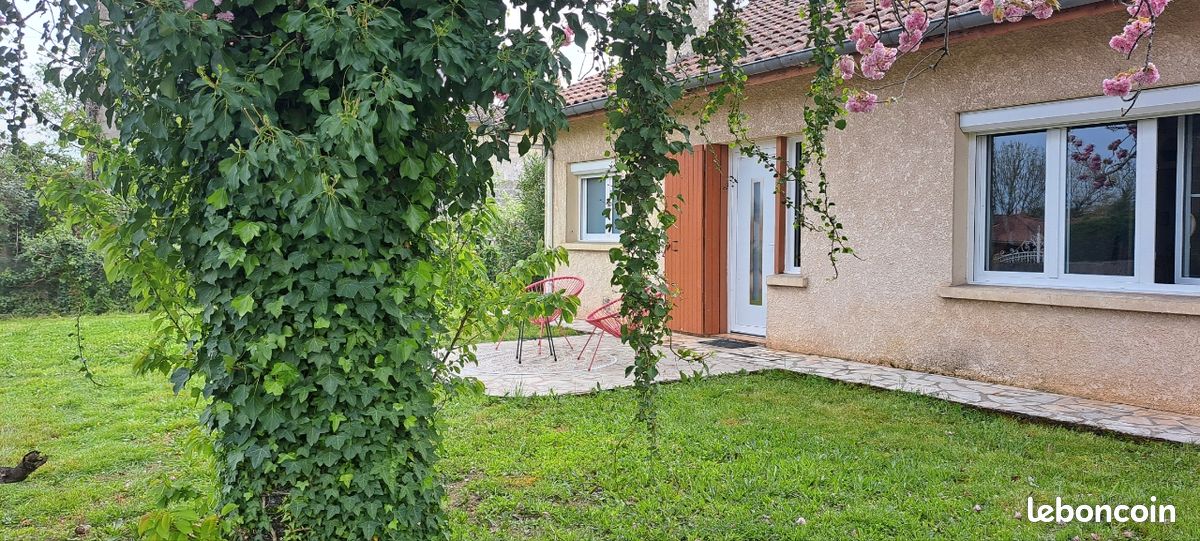 Maison 7 pièces 197 m² · à Galgon · 197 m² · 280 000 €
