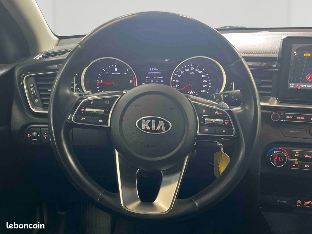 KIA CEED 1.6 CRDi 115 ch ISG DCT7 Active (image 12)