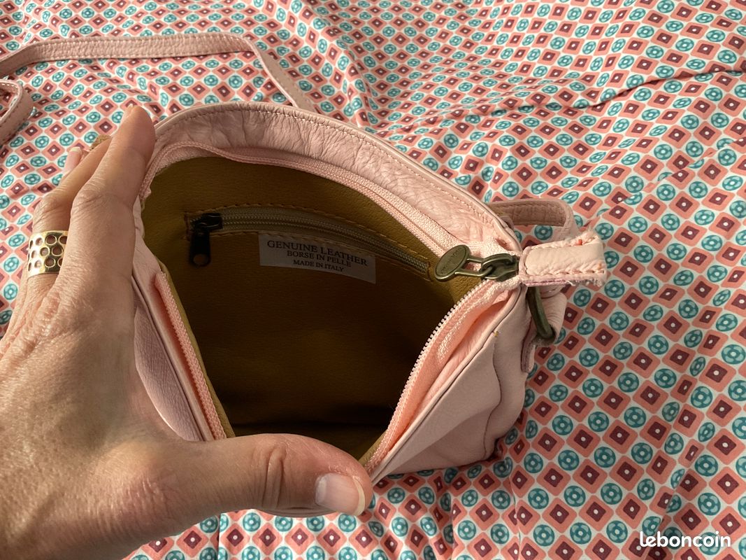 Sac à bandoulière rose (image 4)