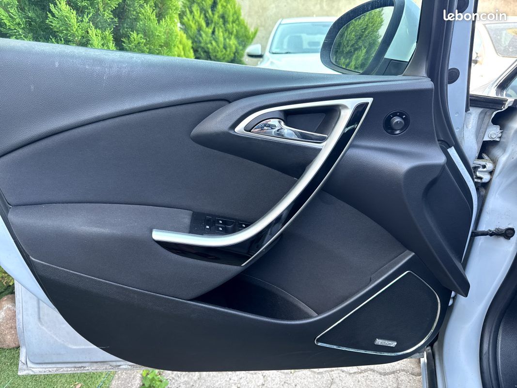 Opel astra j opc opc 2012 (image 15)