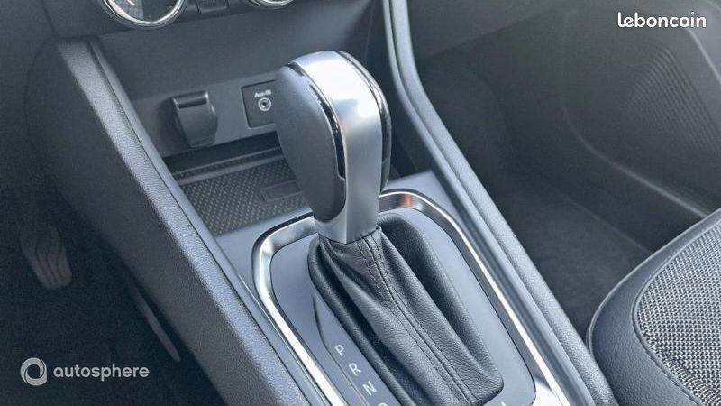 Renault Captur 1.6 E-Tech hybride 145ch Rive Gauche (image 22)