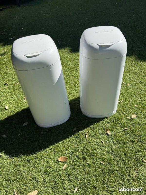 Lot de 2 poubelles à couches Angelcare (image 1)