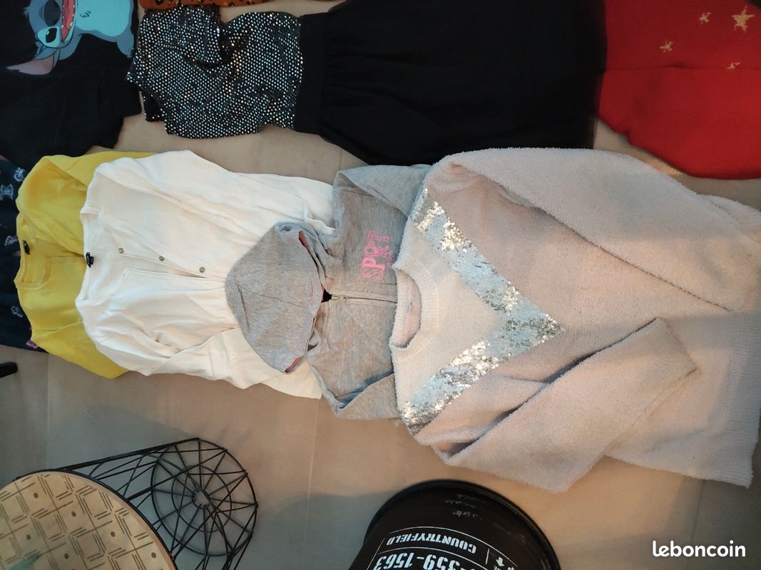 Gros lot de vêtements fille 10-12 ans (image 12)