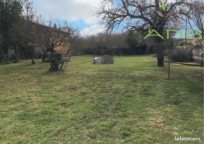 Terrain 1 031 m² Magnac Sur Touvre