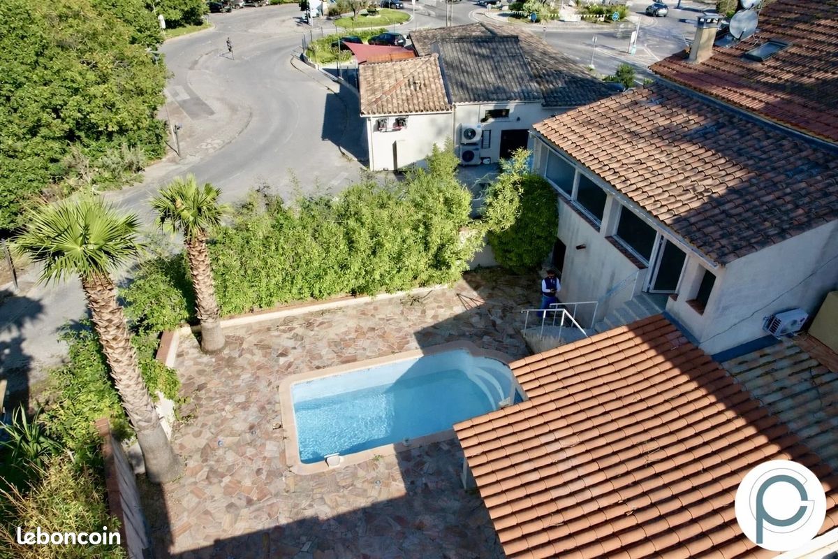 Maison 5 pièces 195 m² · à Le Beausset · 195 m² · 382 000 €