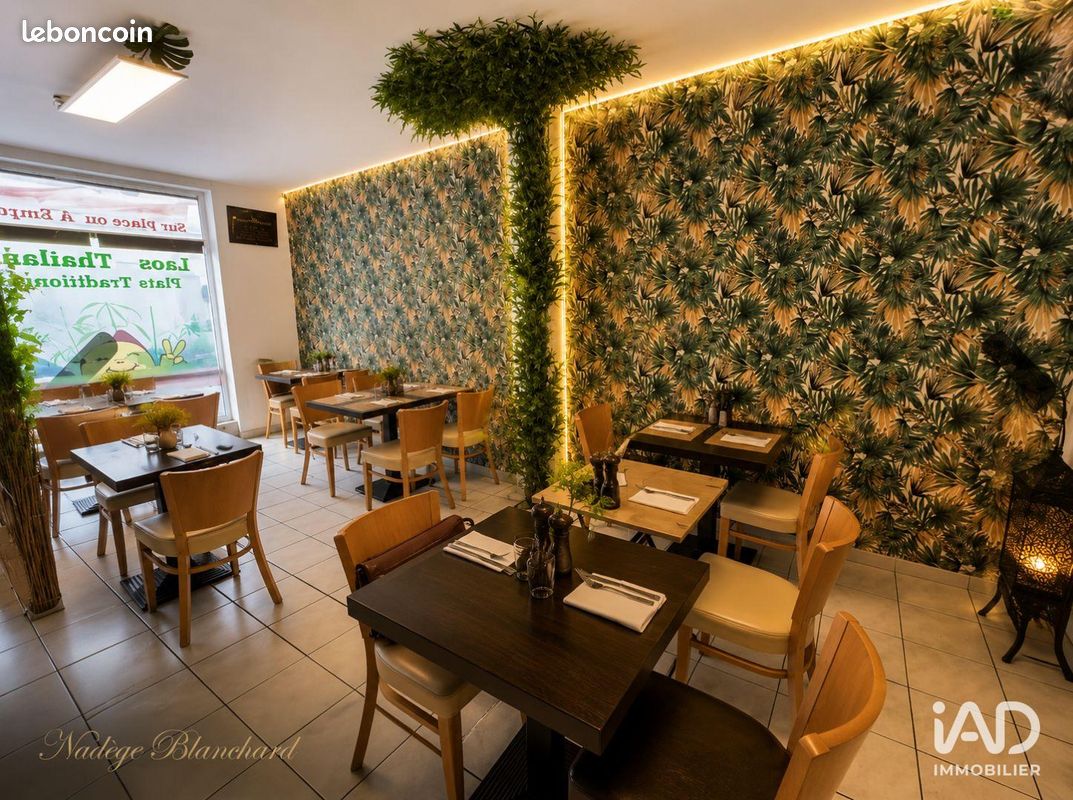 Restaurant 69 m² ROCHEFORT (image 1)