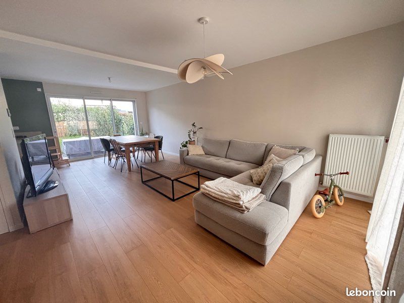 Maison 4 pièces 90 m² · à Châteaugiron · 90 m² · 325 000 €