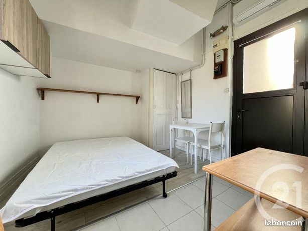 Studio 1 pièce 13 m² — 6