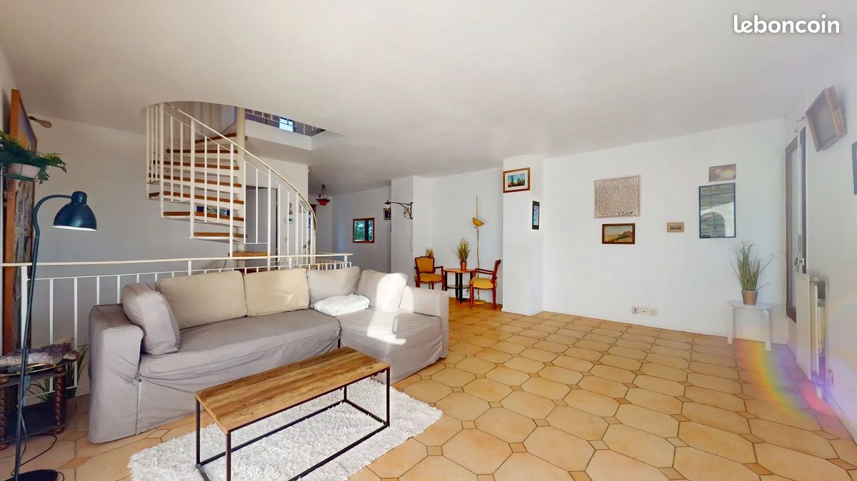 Appartement 5 pièces 113 m² · à Guyancourt · 113 m² · 383 000 €