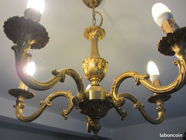 Lustre ancien en bronze doré 4 bras style Louis XV (image 3)