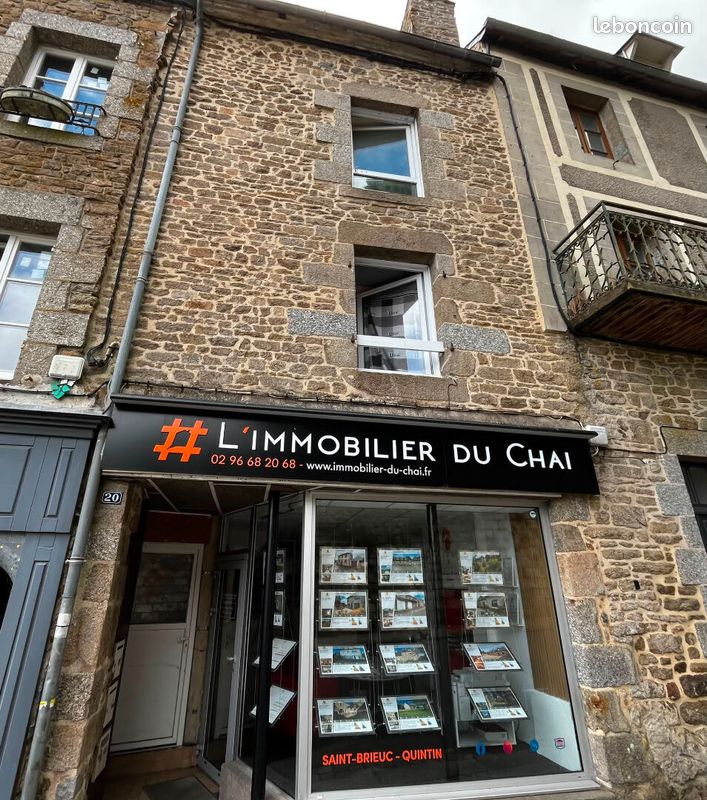 Immeuble 5 pièces 111 m² · à Quintin · 111 m² · 178 200 €